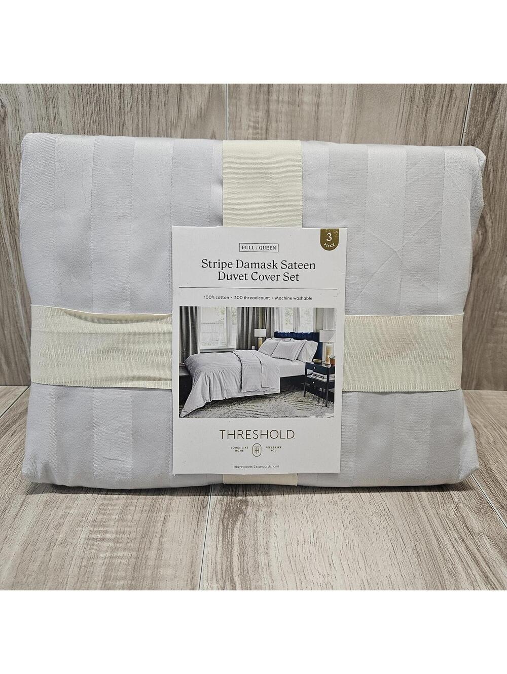 New Threshold Stripe Damask Sateen Duvet Cover Set Full/Queen